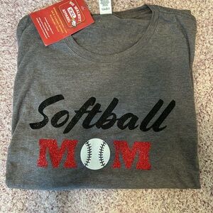 SOFTBALL MOM TShirt Size XXL